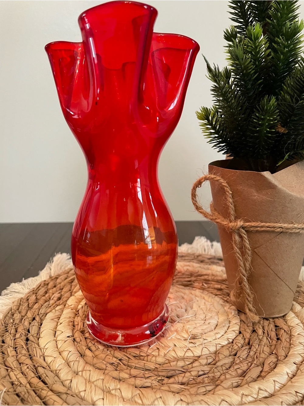 Vintage Red and Orange Glass Vase - Picture 2 of 8